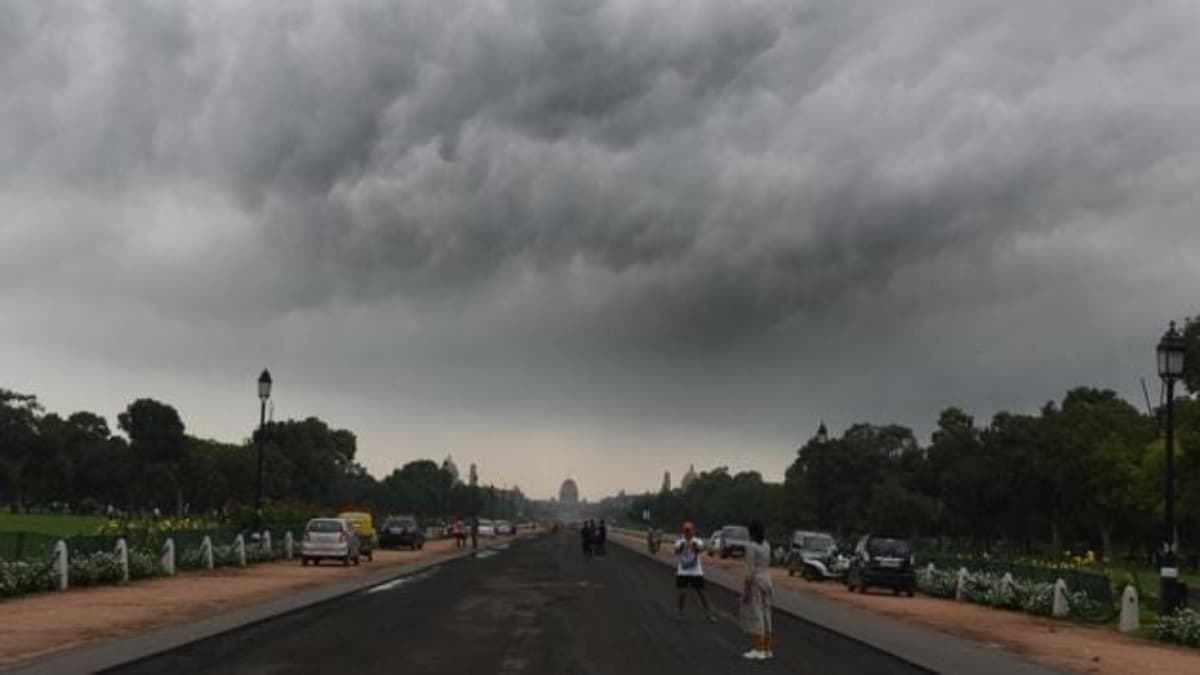 Aaj Ka Mausam: गर्मी से हो गए हैं परेशान, तो घूम आएं पहाड़, जानें श‍िमला-मनाली में कैसा है मौसम