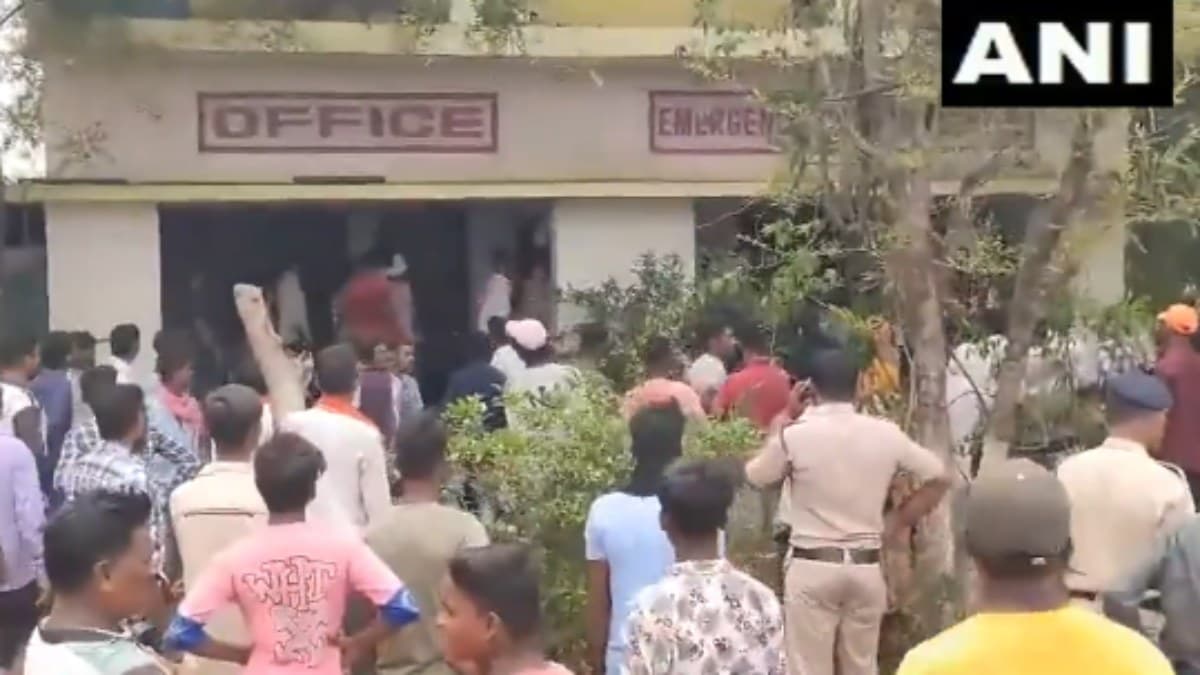'जगह-जगह बिखरे शरीर के टुकड़े...' बेमेतरा की विस्फोटक फैक्ट्री में ब्लास्ट, 8 मजदूर लापता