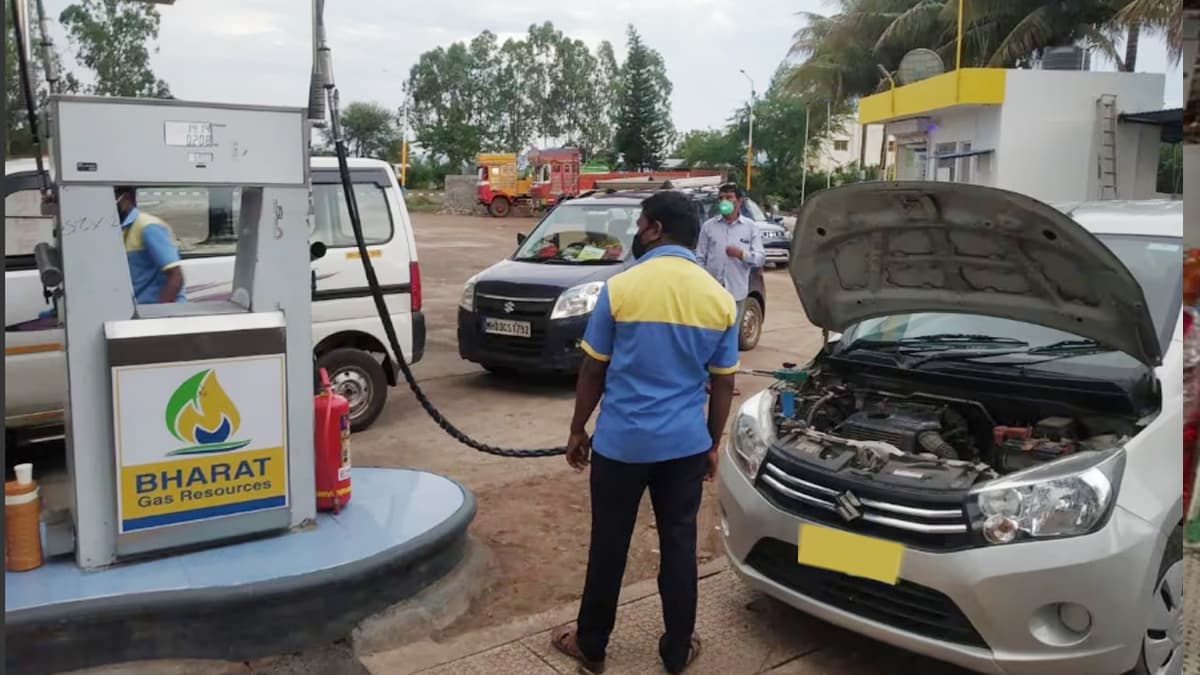 CNG भरवाते समय कार से उतरना क्‍यों जरूरी? सेफ्टी तो है ही आज असली वजह भी जान लीज‍िए