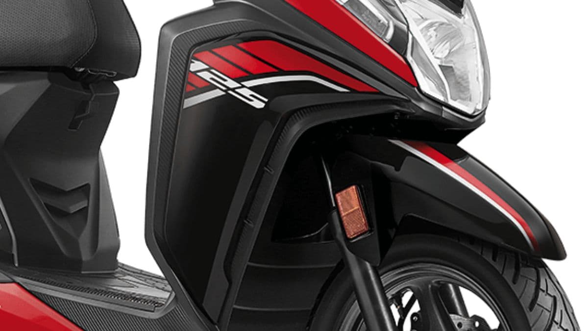 Honda और Suzuki के ये स्कूटर हैं बेस्ट, कम वजन और चलाना भी आसान, जानें कीमत और माइलेज