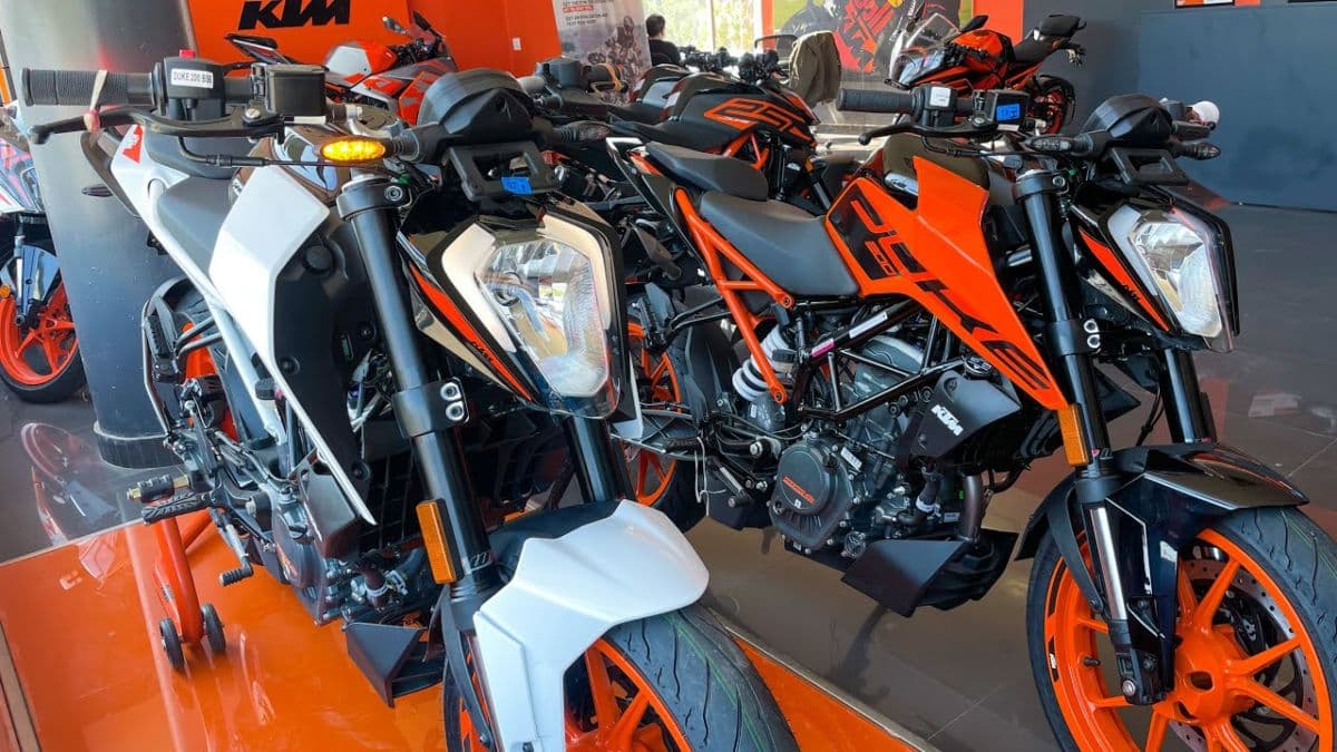 KTM 200 Duke के दो नए कलर तैयार, 8 सेकंड में पकड़ती है 100 की स्पीड