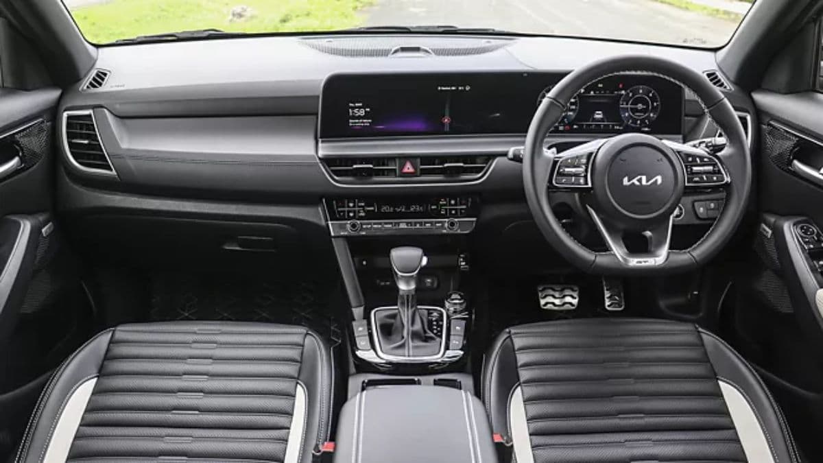 घट रही Kia Seltos की सेल, Creta और Toyota Hyryder देती है टक्कर