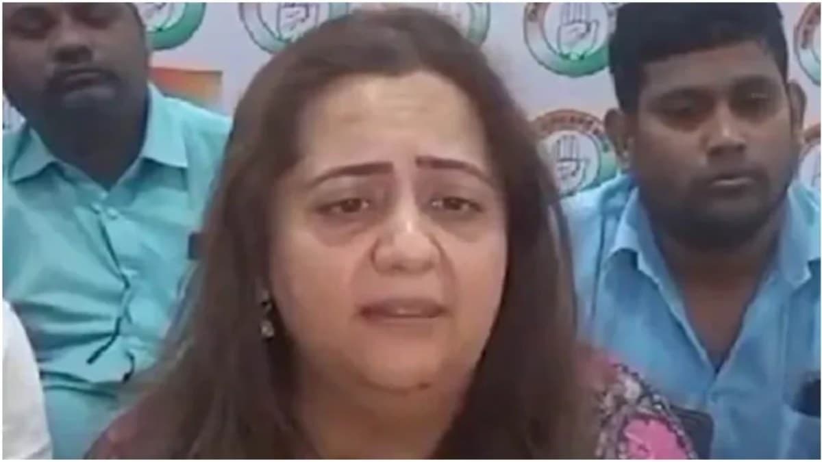 कांग्रेस को बड़ा झटका, राष्ट्रीय प्रवक्ता राधिका खेड़ा ने छोड़ी पार्टी