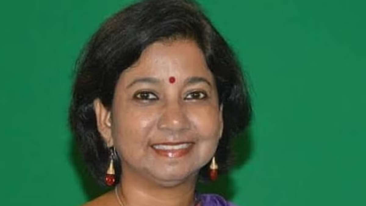 लोकसभा चुनाव के बीच कांग्रेस को झटका, पुरी उम्मीदवार ने लौटाया टिकट, यहां से संबित पात्रा लड़ रहे चुनाव