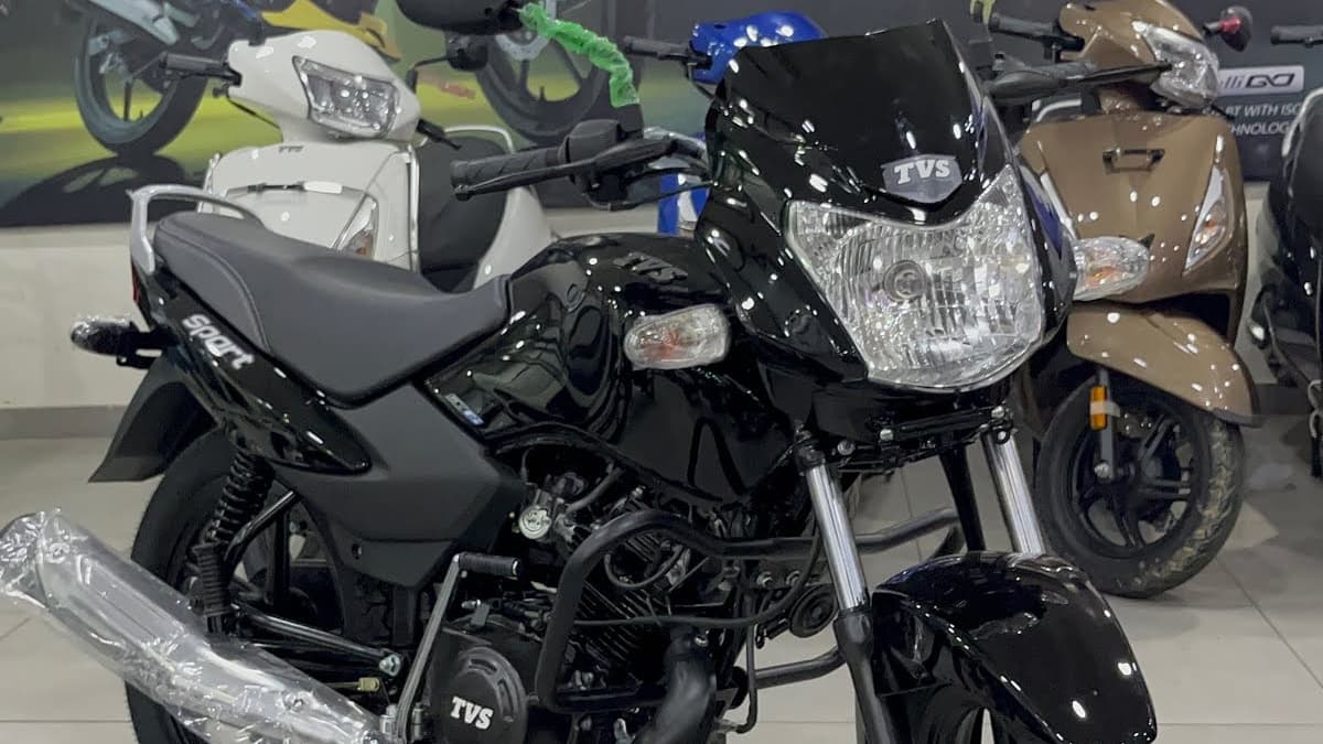 49999 रुपये में Bike! ये हैं इंडिया की सबसे सस्ती बाइक्स, पेट्रोल का खर्च होगा बेहद कम