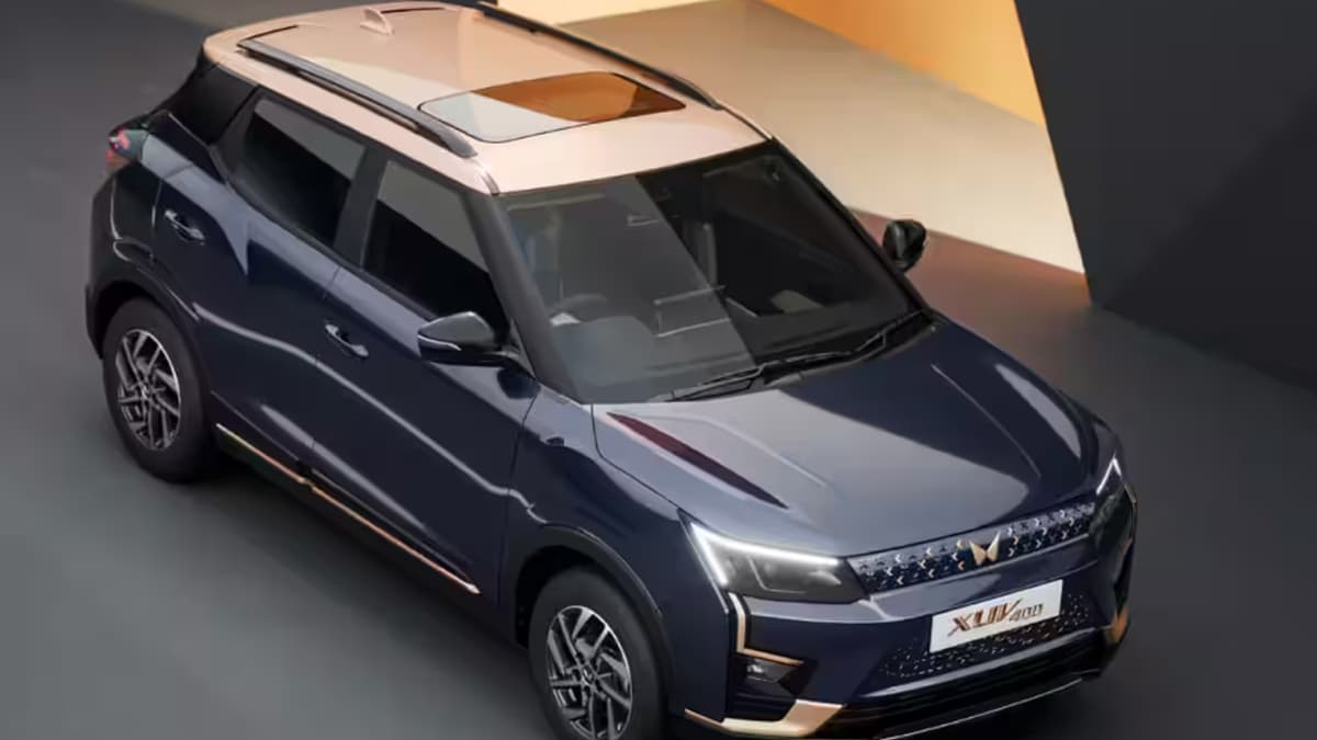 XUV400 EV