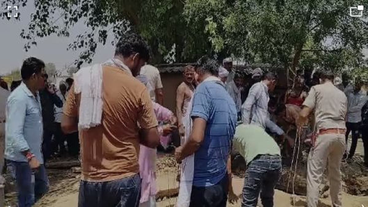 Rajasthan: बोरवेल में गिरा 5 साल का बच्चा, 20 फीट नीचे जाकर अटका; जान बचाने में छूटे पसीने