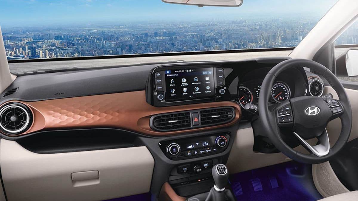 Hyundai की इन न्यू जनरेशन गाड़ियों में मिलता है CNG इंजन, 27 की माइलेज, कीमत 8 लाख 