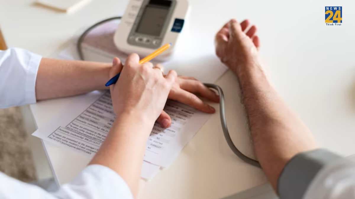 अक्सर रहती है लो ब्‍लड प्रेशर की शिकायत, काम आएंगे 5 घरेलू नुस्खे