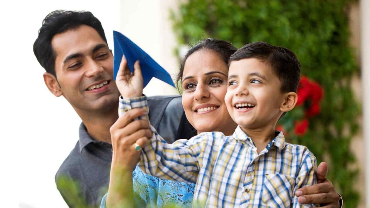 कहीं निवेश किया हो या इंश्योरेंस लिया हो, परिवार को जरूर बताएं? न बताने पर आ जाएंगी ये मुश्किलें