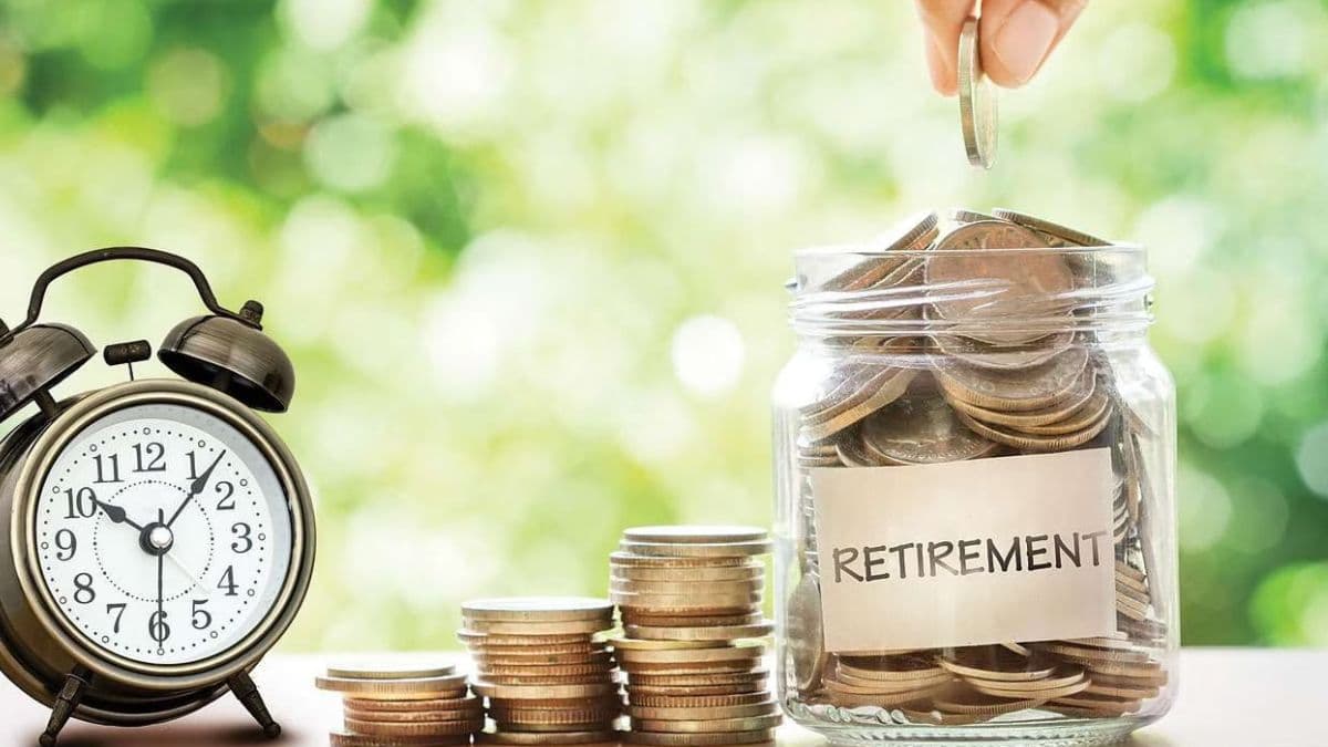 Retirement Planning : निवेश की टॉप 5 स्कीम, बुढ़ापे में नहीं रहेगी पैसे की तंगी