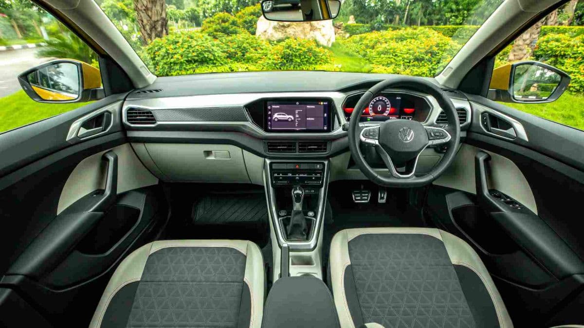 खत्म नहीं हो रहा पुराना स्टॉक तो इस SUV ने दिया 3.50 लाख का डिस्काउंट, ऑफर कुछ ही समय के लिए