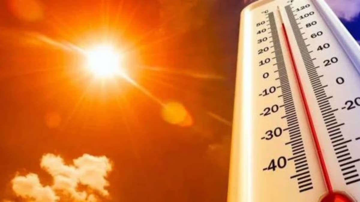 Aaj ka Mausam: आखिर कब खत्म होगा बारिश का इंतजार! अभी और कितनी आग बरसाएंगे सूर्य देव, जानें यहां