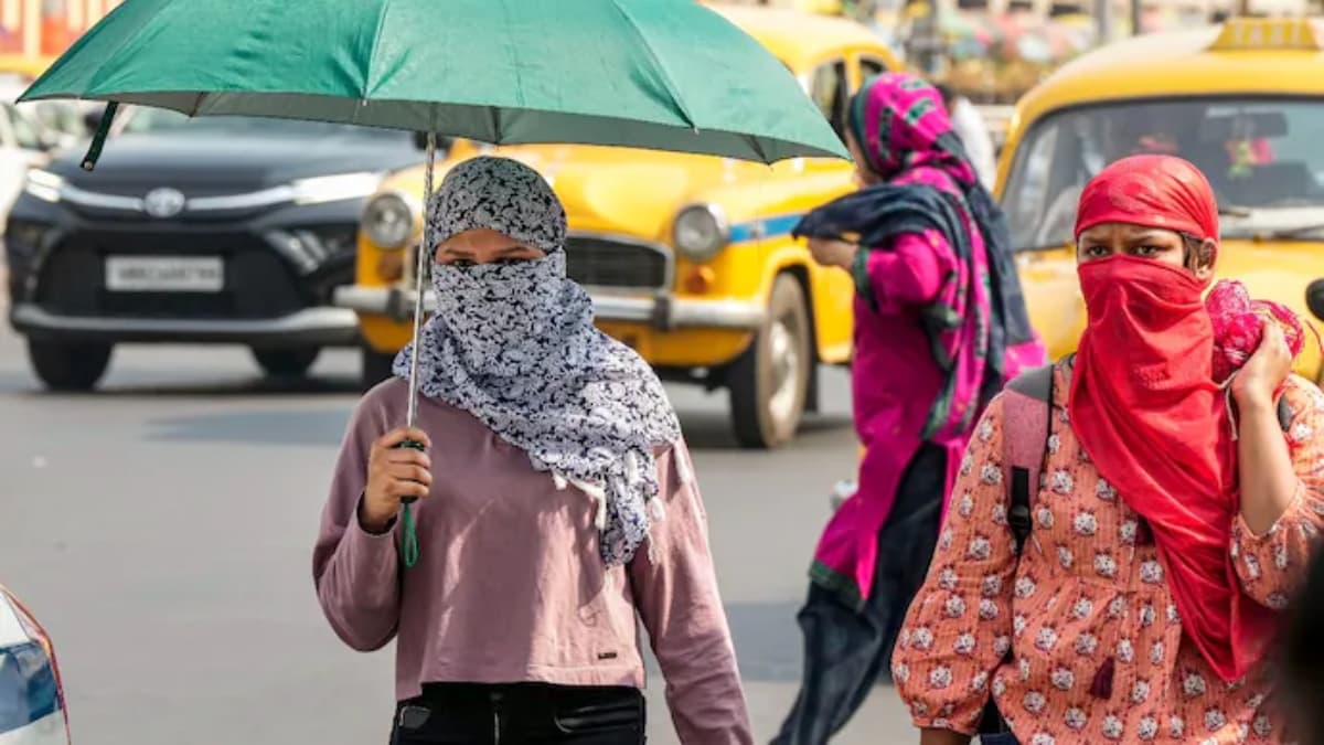 Aaj ka Mausam: 'लू' के तेवर से उबला Delhi-NCR, बिहार-यूपी में बदलेगा मौसम, जानें वेदर अपडेट्स