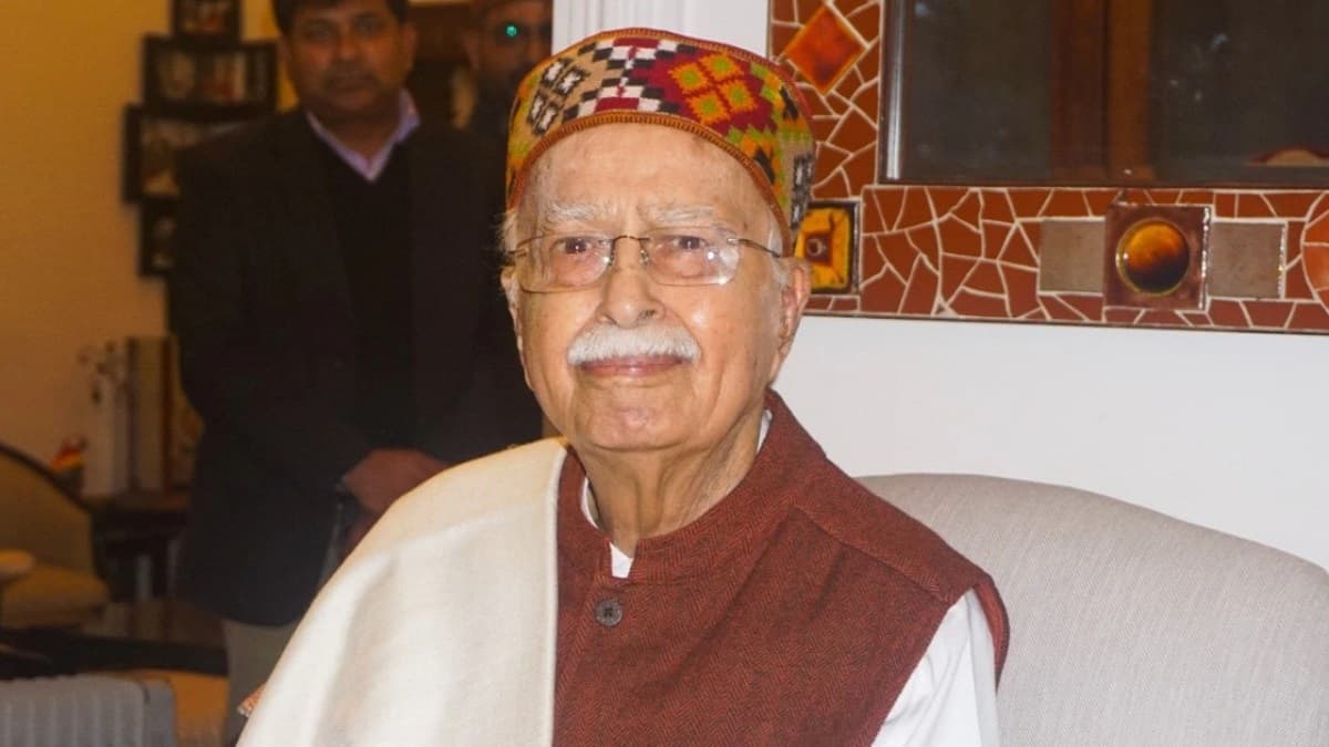 लाल कृष्ण आडवाणी को AIIMS से छुट्टी मिली; जानें अब कैसी है तबियत और क्या हुई थी प्रॉब्लम?