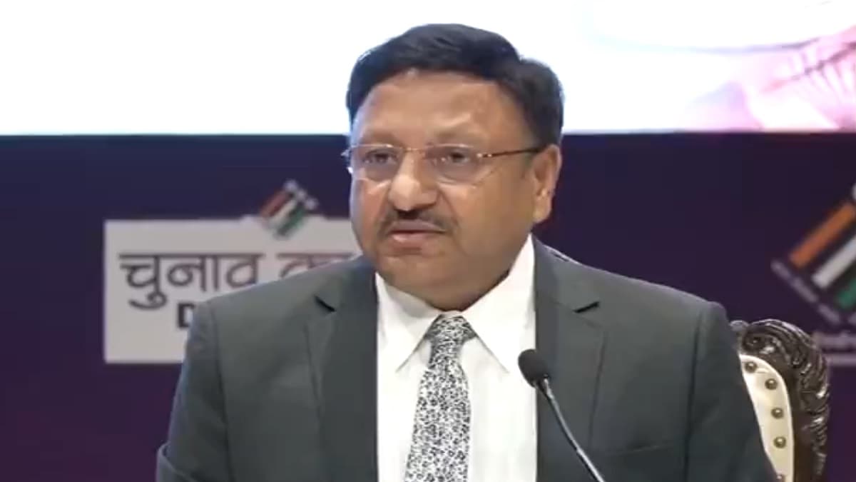 'मतदान का बना विश्व रिकॉर्ड', 10 पॉइंट में जानें EC की प्रेस कॉन्फ्रेंस की खास बातें