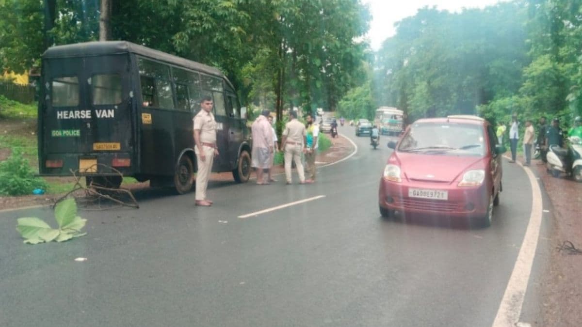 ट्रक ने मारी जोरदार टक्‍कर...धड़ से 1 KM दूर जाकर ग‍िरा स‍िर
