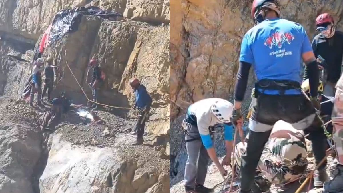 15000 फीट की ऊंचाई, खतरनाक रेस्क्यू ऑपरेशन; ITBP जवानों को मिली टूरिस्ट की लाश, वीडियो खड़े हो जाएंगे रोंगटे