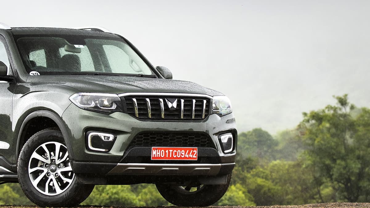 ये 5 SUV बनी ग्राहकों की पसंद, No.1 पर रही Mahindra की ये कार