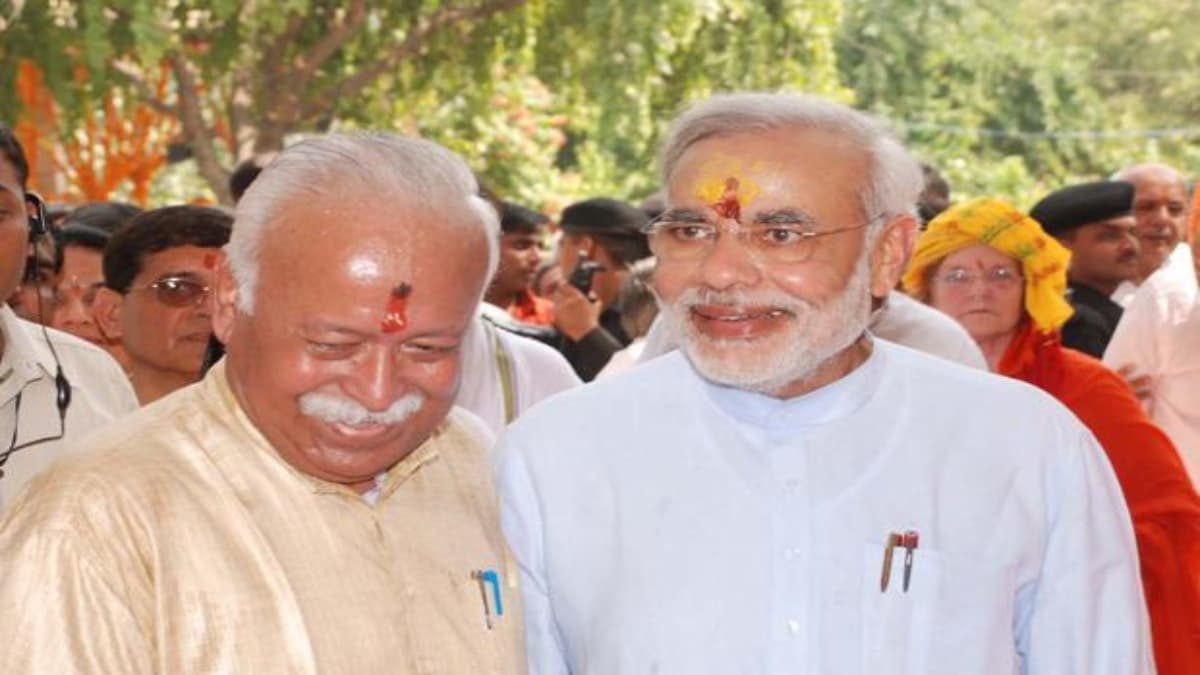 BJP-RSS के संबंधों में PM की किताब पर चर्चा क्यों? CM रहते मोदी ने लिखी थी 'ज्योतिपुंज'