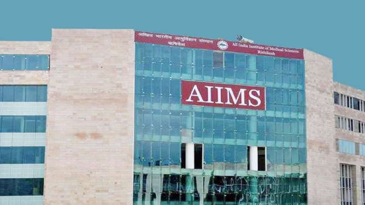 ऋषिकेश AIIMS में नया बखेड़ा, डॉक्टर ने महिला नर्सिंग ऑफिसर को जड़ दिया थप्पड़