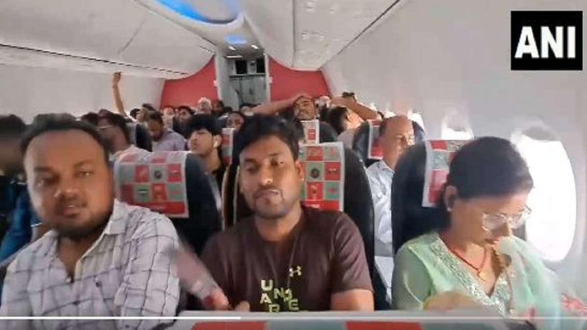 दिल्ली टू दरभंगा फ्लाइट में कई यात्रियों की तबियत बिगड़ी, AC खराब होने से भीषण गर्मी से पड़ा जूझना