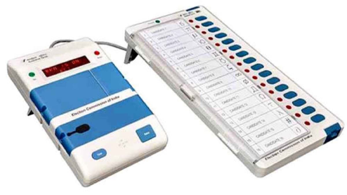 बैटरी की वोल्टेज का EVM में क्या रोल? चार्जिंग कम-ज्यादा होने से क्या फर्क, जानें सच्चाई