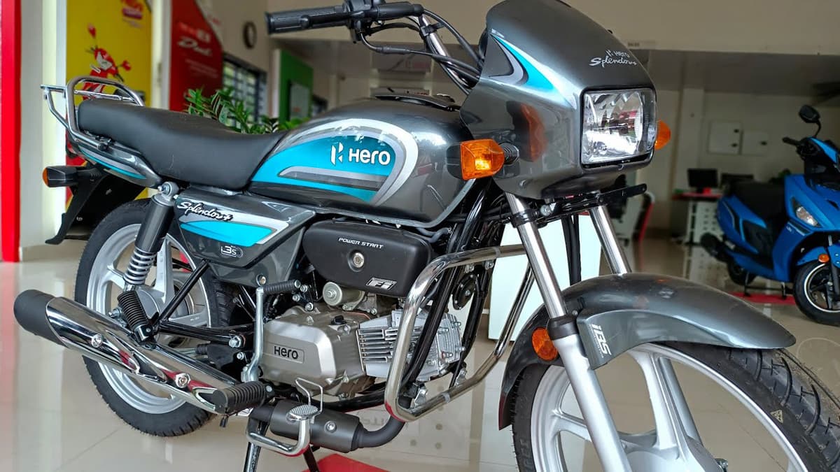 Hero की इस सस्ती बाइक का देश हुआ दीवाना, Honda और Bajaj के छूटे पसीने
