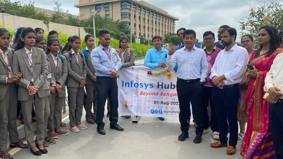 नए ऑफिस में बुलाने के लिए कर्मचारियों को 8 लाख रुपये का 'बोनस' दे रही यह IT कंपनी