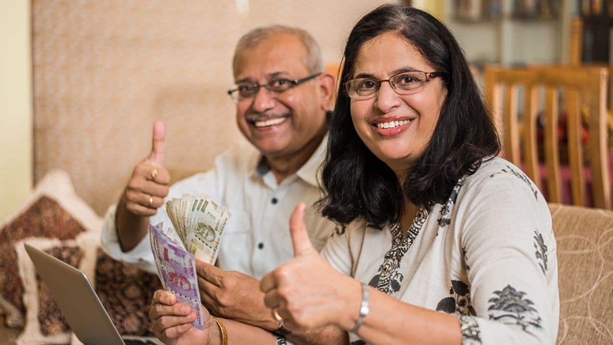 NPS : जिंदगीभर पेंशन चाहिए तो यहां करें निवेश, 5 हजार रुपये इन्वेस्ट करने पर मिलेंगे 45 हजार महीने