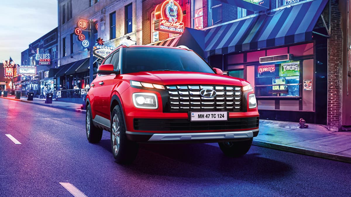 इलेक्ट्रिक सनरूफ के साथ Hyundai Venue का नया वेरिएंट हुआ लॉन्च, जाने कीमत