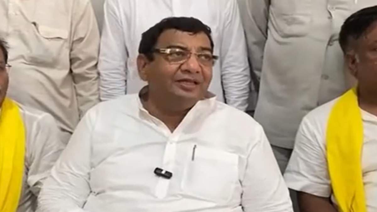 हरियाणा के स्वास्थ्य मंत्री के बयान पर भड़के AAP नेता, बोले- 'उन्हें ऐसा बोलते हुए शर्म आनी चाहिए'