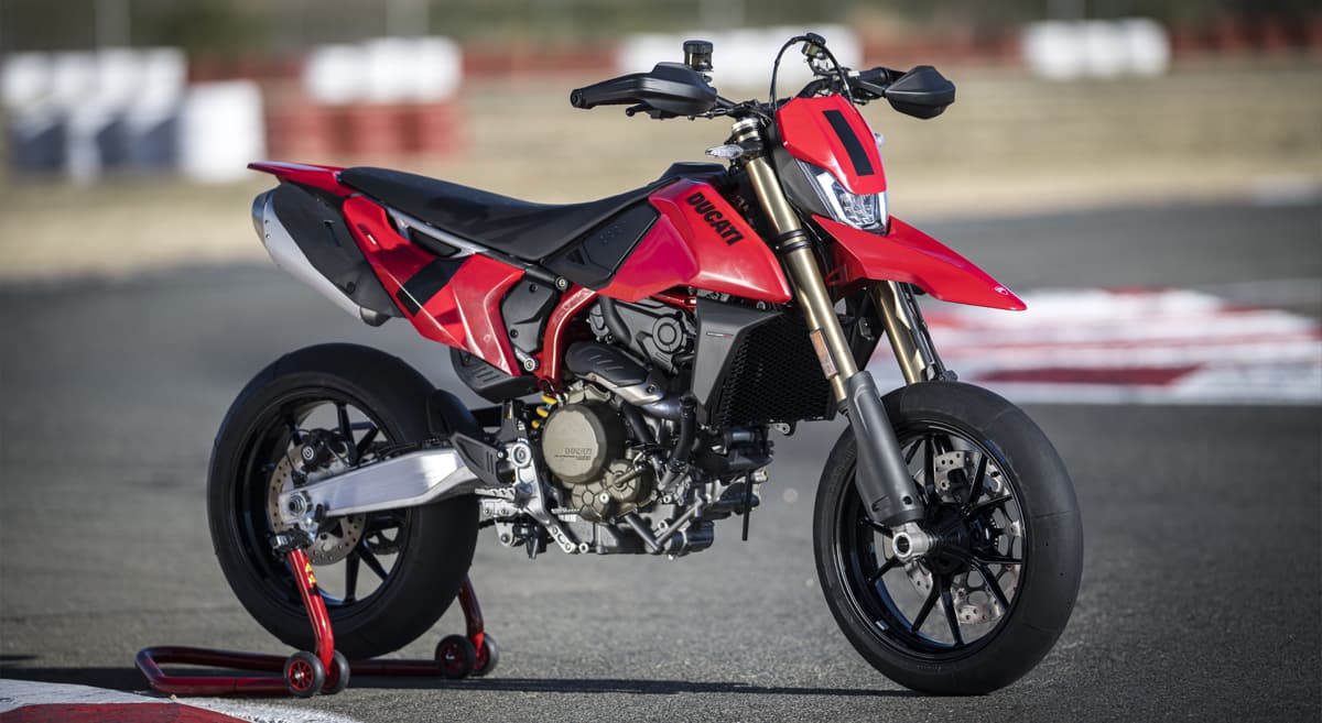 Ducati ने लॉन्च की इतनी महंगी बाइक, जिसमें खरीद लेंगे 4 मारुति कार, टॉप फीचर्स देखें