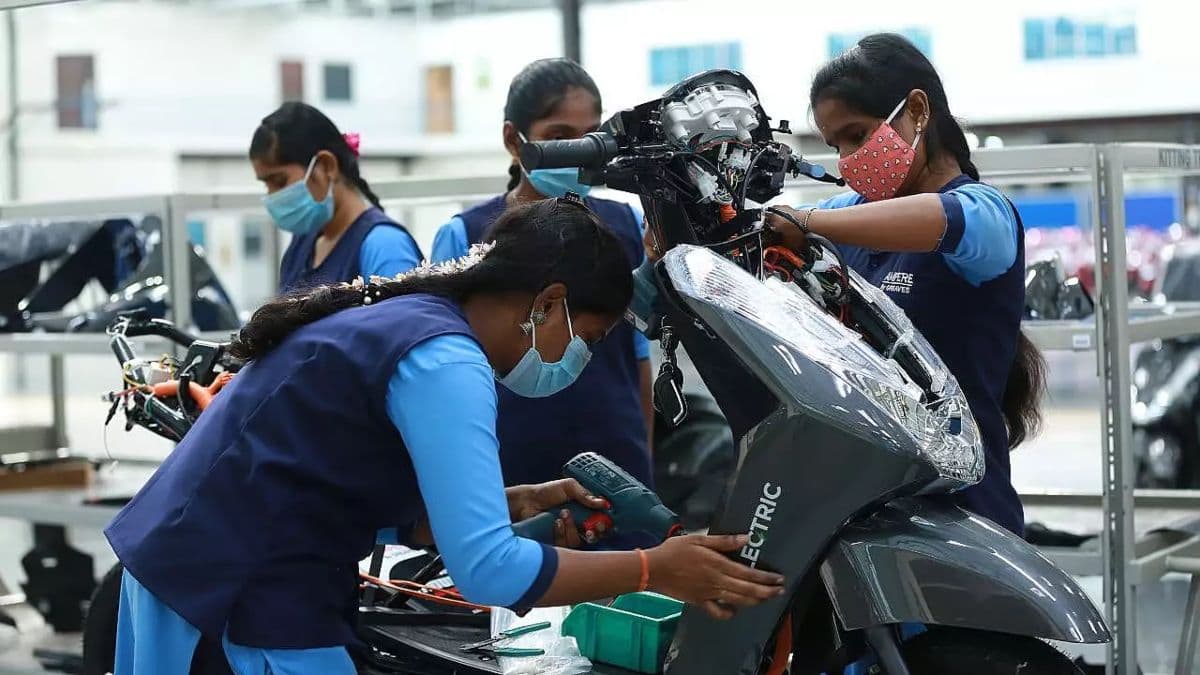 सस्ती मिलेगी स्कूटी, सरकार का बड़ा फैसला;  बस 30 सितंबर तक है मौका 