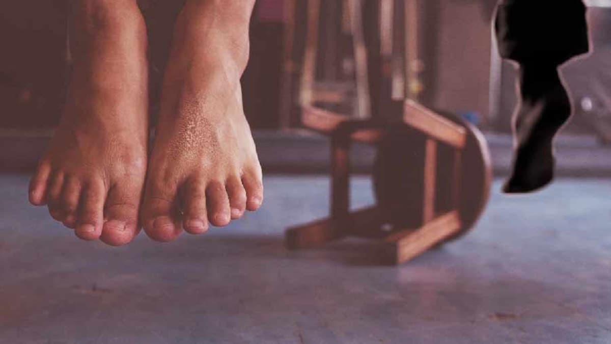 Mass Suicide: 5 लोगों की लाशें मिली, मध्य प्रदेश में परिवार ने मौत को लगाया गले