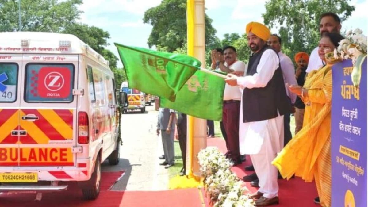 पंजाब के लोगों को सीएम मान का बड़ा तोहफा, 58 नई मॉडर्न एंबुलेंस को दिखाई हरी झंडी