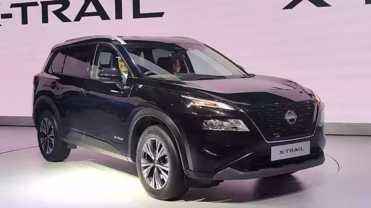 Nissan X-Trail को टक्कर देगी Mahindra की ये 7 Seater SUV, 4x4 ड्राइव और 14 लाख से कम कीमत