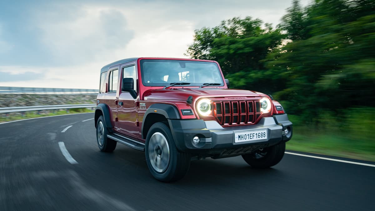 Mahindra Thar Roxx: क्या SUV सेगमेंट की रॉक स्टार बनेगी नई थार? जानें