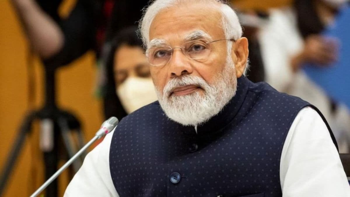 पीएम मोदी का मंत्रियों को नया मंत्र, परफॉर्म, रिफॉर्म, ट्रांसफॉर्म और इनफॉर्म; बैठक में किन मुद्दों पर हुई चर्चा?