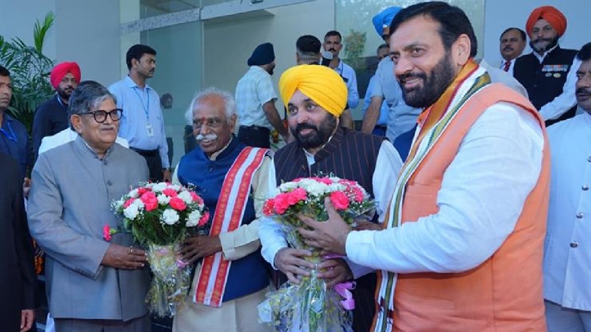 पंजाब राज्यपाल गुलाब चंद कटारिया के 'एट होम' रिसेप्शन में साथ दिखे CM मान और हरियाणा CM सैनी