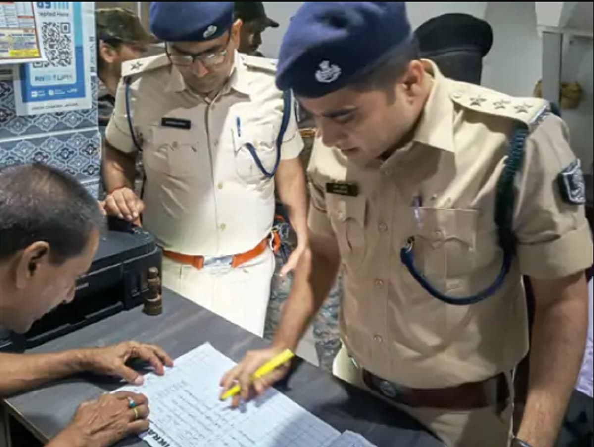 'होटल में बेड पर रंगरलियां...निर्वस्त्र लड़के-लड़कियां'; बिहार में जिस्मफिरोशी के धंधे की आंखोंदेखी