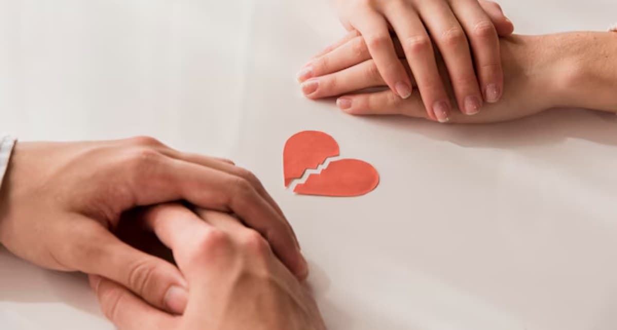 हो गया है Breakup? तो 90 दिनों का Relationship Detox आपके लिए जरूरी! जानें एक्सपर्ट की राय