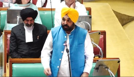 सीएम मान का बड़ा ऐलान; पंजाब की महिलाओं को सौगात, पंचायती चुनाव में मिलेगा लाखों का ईनाम