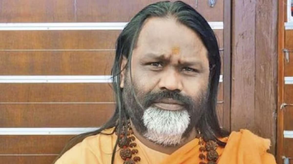 'मेरे पास आओ...वासना खत्म कर दूंगा'…Daati Maharaj कौन? 'चरण सेवा' के बहाने हवस बुझाई, रेप केस में फंसा