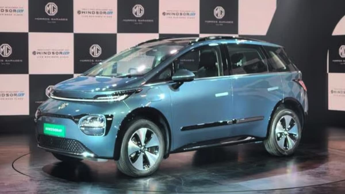 9.99 लाख में लॉन्च नई MG Windsor EV, 331km की रेंज और रिक्लाइनर सीटें हैं खास