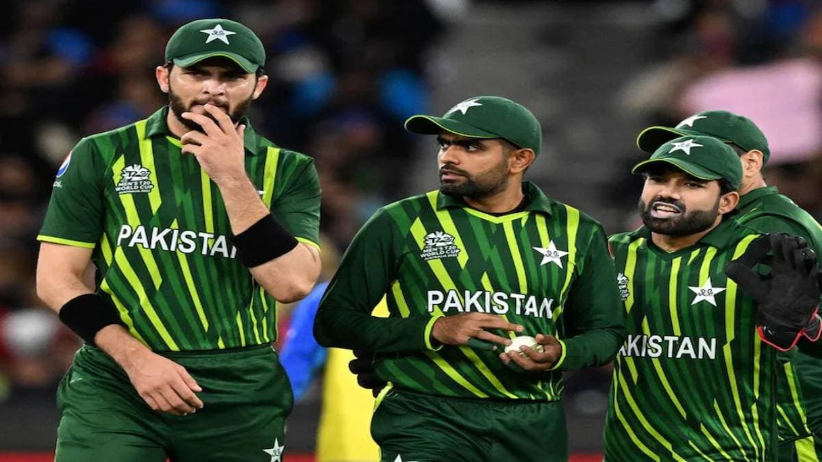 'पाकिस्तान से अच्छी तो मोहल्ले की टीम है' PAK टीम पर फिर भड़का स्टार खिलाड़ी, सुनाई खरी-खरी
