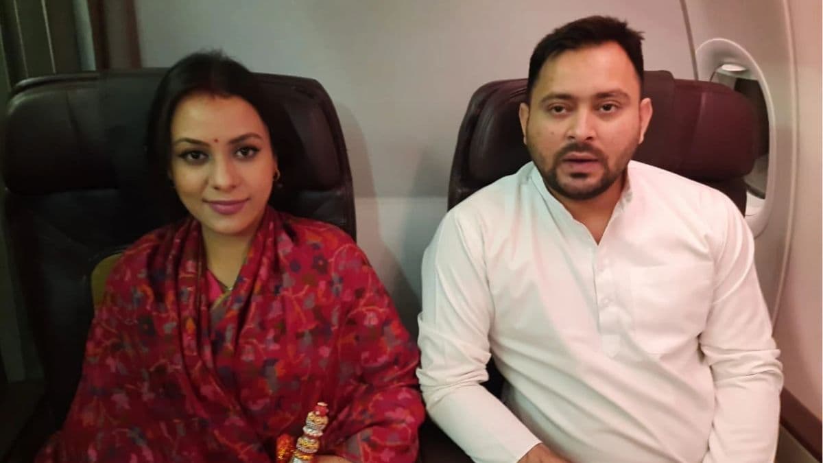 अचानक पूरे परिवार के साथ विदेश रवाना हुए तेजस्वी यादव! किस देश में गए, क्या रही वजह?