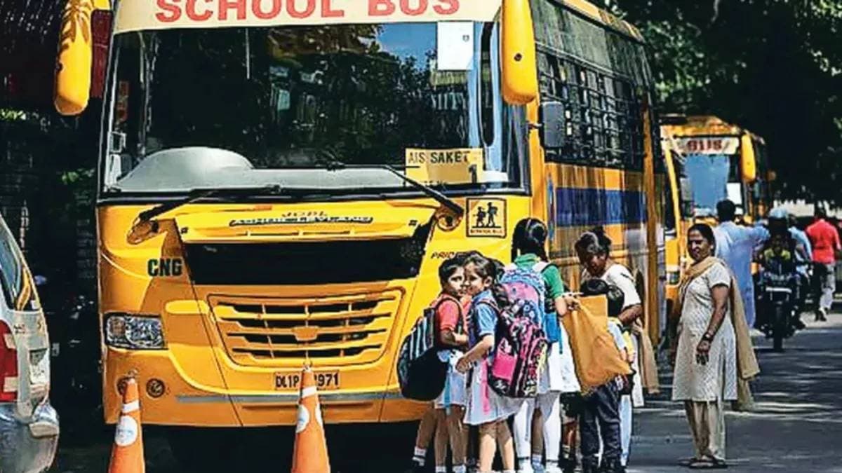 सावधान! कहीं आपके बच्चे के स्कूल बस का ड्राइवर न हो शराबी, इस शहर में पकड़े गए 21