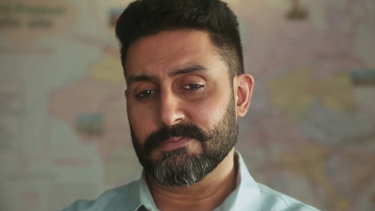 Abhishek Bachchan को SBI हर महीने दे रहा 18 लाख रुपये? जानें क्या है वजह
