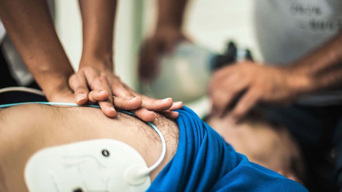 कौन है MBBS सेकंड ईयर फेल स्टूडेंट? जिसने हार्ट पेशेंट का कर दिया इलाज, चली गई जान